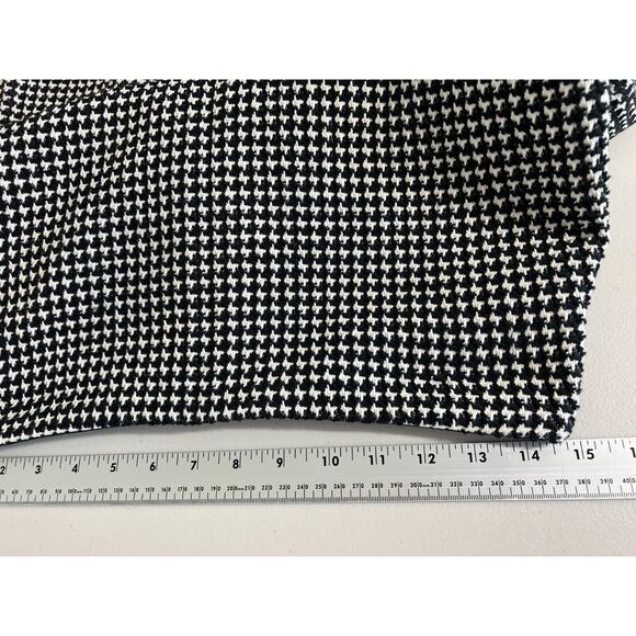 J McLaughlin Houndstooth Pencil Skirt Womens Size 4 Textured Black Career Office - Picture 5 of 9